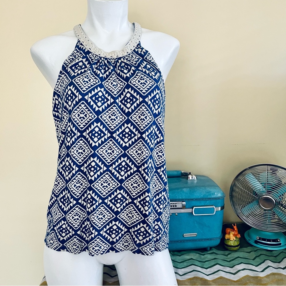 Lucky 🍀 Brand geometric pattern top
